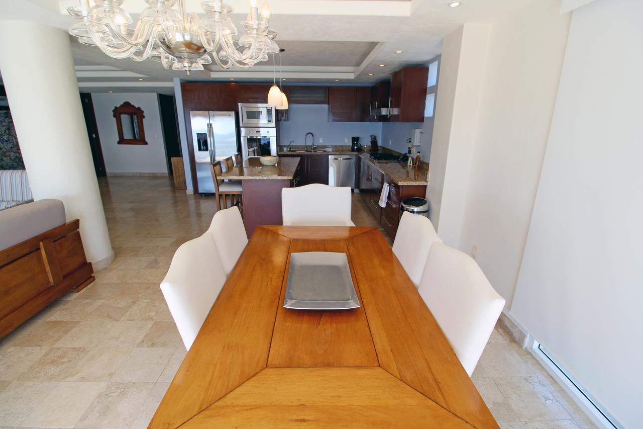 Punta Mita Luxury Beachfront Condo エクステリア 写真